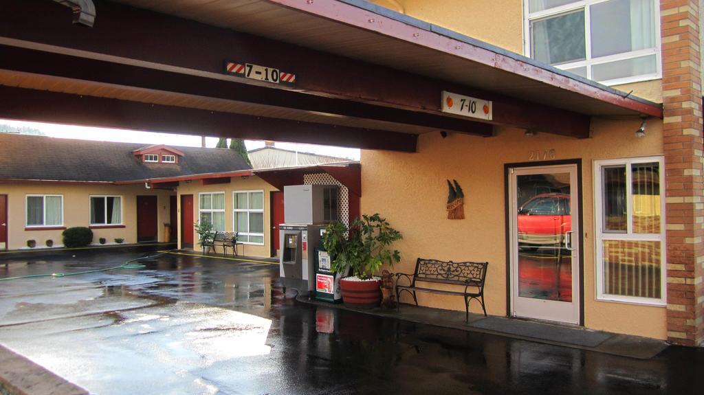 Fir Grove Motel Reedsport Extérieur photo